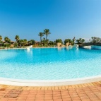 1042_hotel-garden-beach-swimming-pool-grande-28